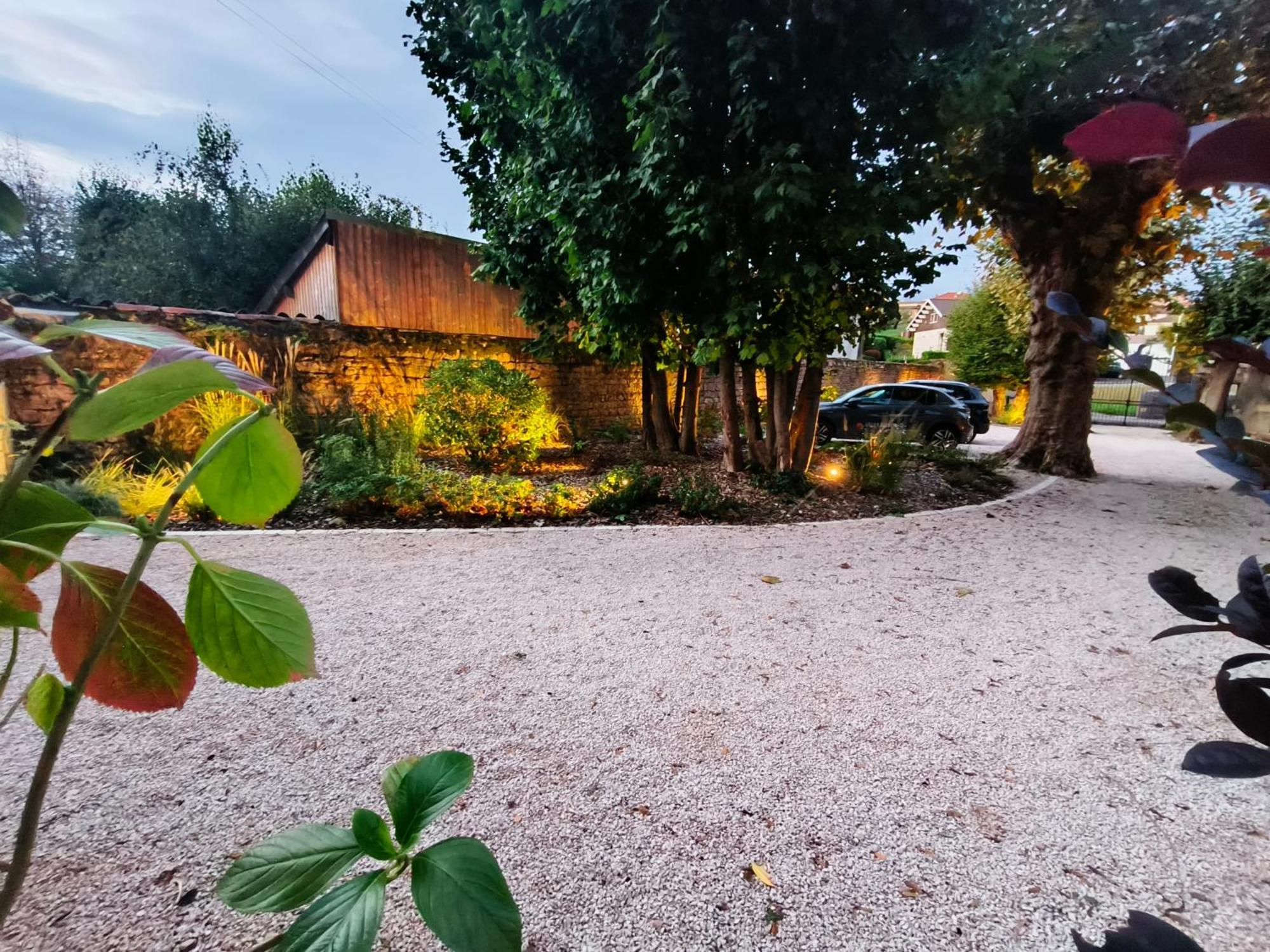Chez Emma Et Louise - Maison Individuelle Avec Stationnement Gratuit Mâcon Eksteriør bilde